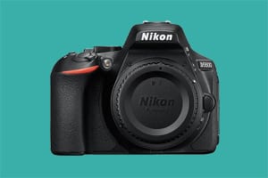 Review Nikon D5600