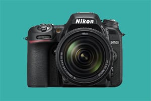 Review Nikon D7500